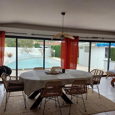 Plaisirs De Lege Villa Exterior photo
